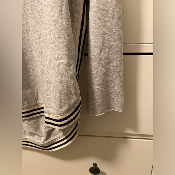 Grey Scotch and Soda Sweatshirt Size XS - Picture 3 of 4